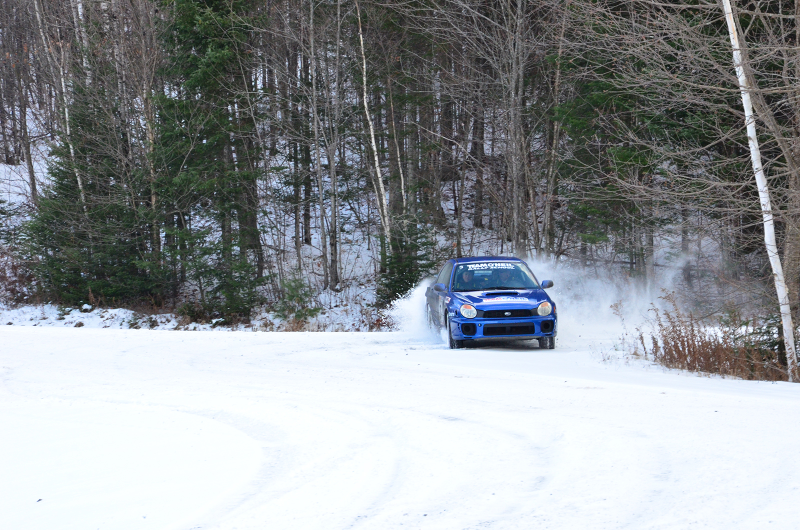 Illustration for article titled How To Use Weight Transfer To Keep Your Car Out Of A Ditch This Winter
